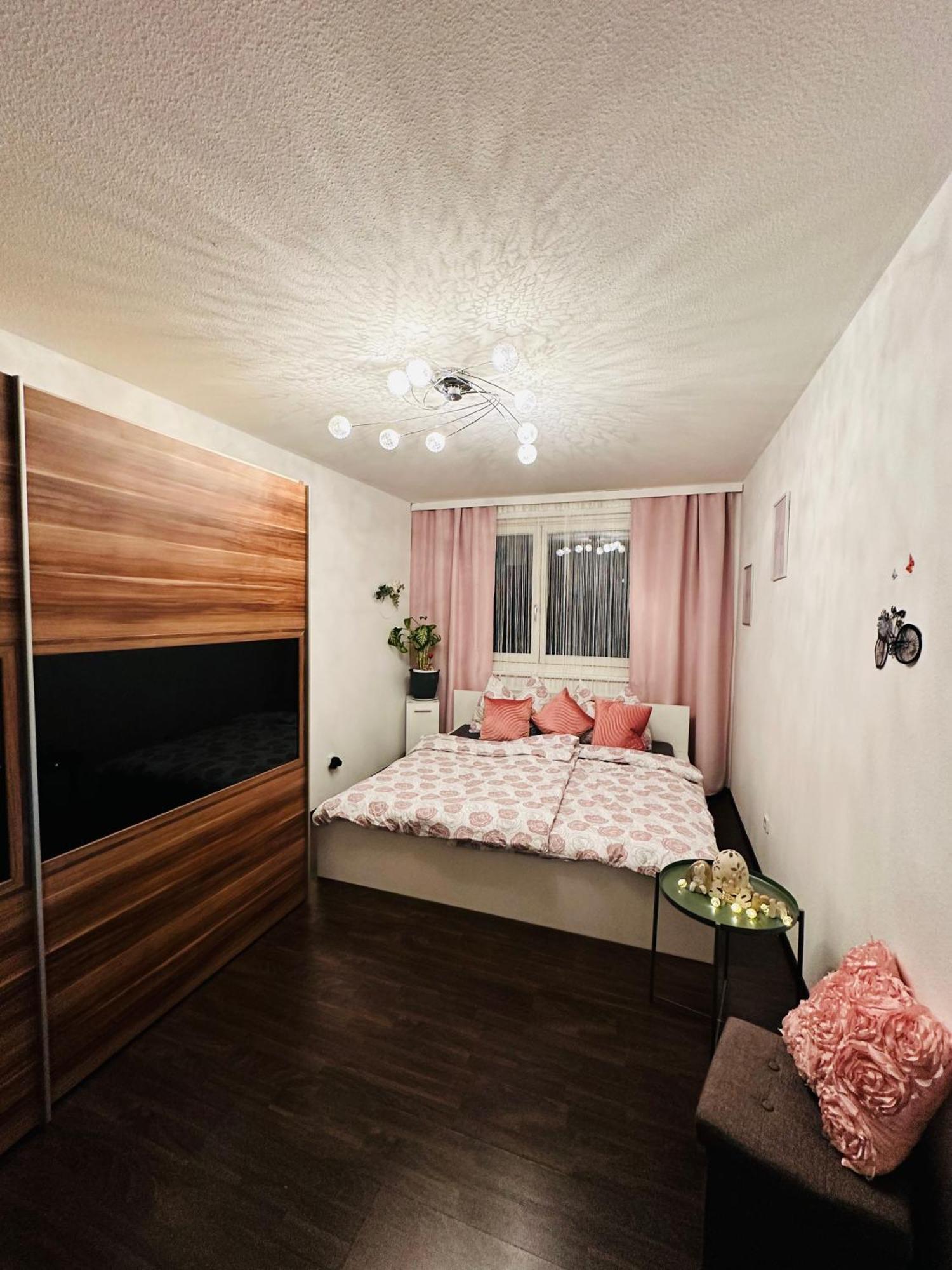 Family - Room Wina Bagian luar foto